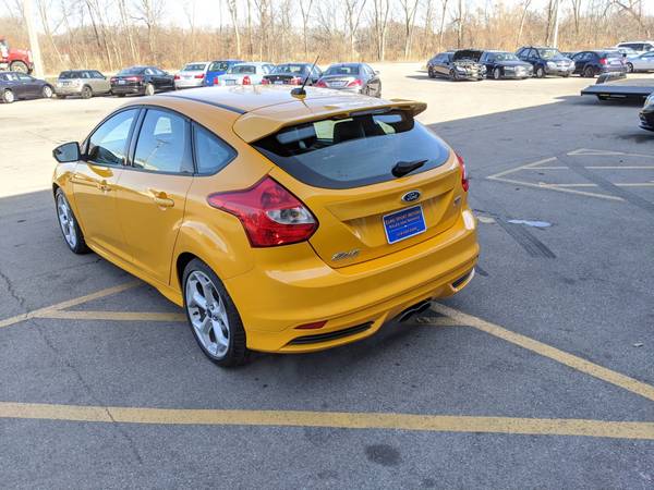2013 Ford Focus ST - cars & trucks - by dealer - vehicle automotive... for sale in Evansdale, IA – photo 12
