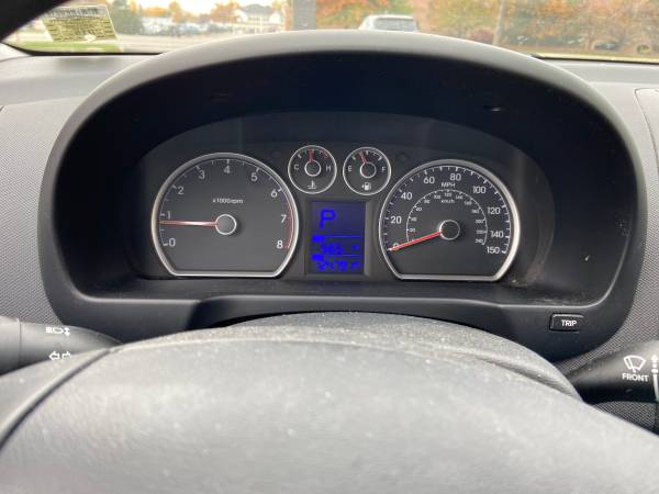 2010 Hyundai Elantra Touring - cars & trucks - by owner - vehicle... for sale in Eastlake, OH – photo 6