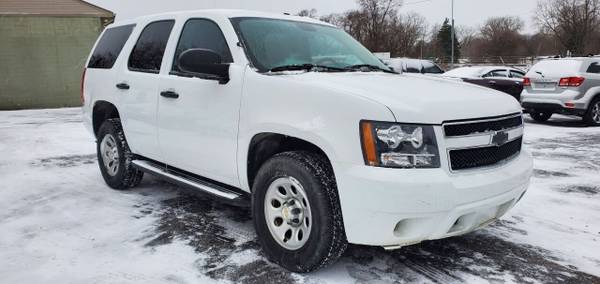 2011 Chevy Tahoe LS 4X4 - cars & trucks - by dealer - vehicle... for sale in Pontiac, MI – photo 3