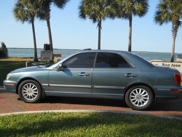 2004 Hyundai XG350 - cars & trucks - by dealer - vehicle automotive... for sale in Clearwater, FL – photo 5
