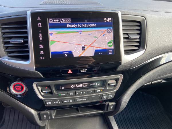 2019 Honda Ridgeline RTL-E AWD 42xxx Miles 26 MPG Warranty - cars & for sale in Circle Pines, MN – photo 15
