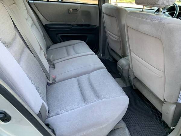 Great Deal 2003 Toyota Highlander for sale - cars & trucks - by... for sale in Fremont, CA – photo 16