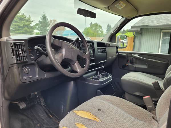 2005 Chevy van 2500 for sale in Vancouver, OR – photo 8