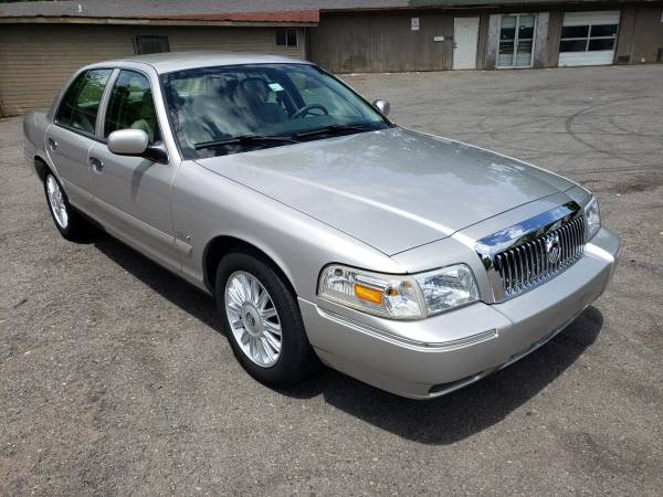 2010 Mercury Grand Marquis Ultimate for sale in Little Rock, AR – photo 3