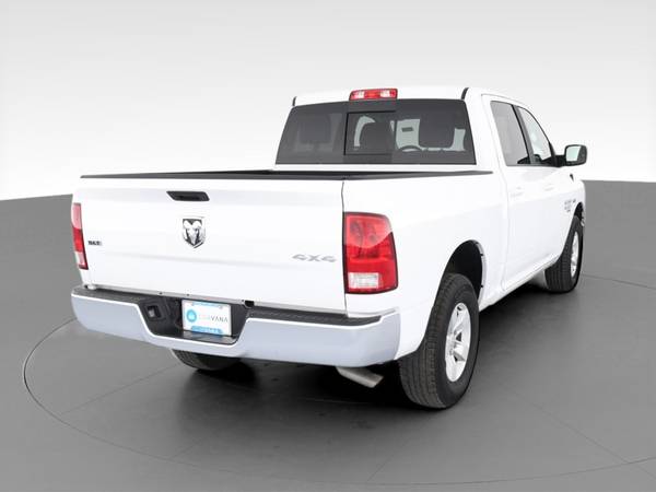 2020 Ram 1500 Classic Crew Cab SLT Pickup 4D 5 1/2 ft pickup White -... for sale in Columbus, OH – photo 10