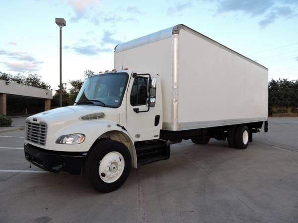 2011 FREIGHTLINER M2 26 FOOT BOXTRUCK W/LIFTGATE with for sale in Grand Prairie, TX – photo 2