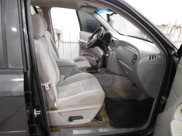 2006 CHEVY TRAILBLAZER EXT for sale in Sioux Falls, SD – photo 10
