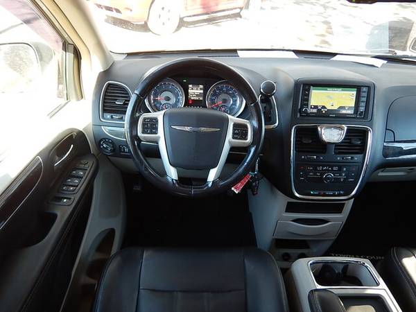 2014 Chrysler Town & Country 4dr Wgn Touring - cars & trucks - by... for sale in Pensacola, FL – photo 13