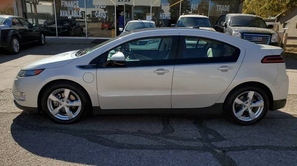 2012 CHEVROLET VOLT / PLUG IN HYBRID / - cars & trucks - by dealer -... for sale in Colorado Springs, CO – photo 5