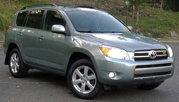2008 Toyota RAV4 Limited 4WD Ready For Anything!!! for sale in Harrison, NY – photo 2