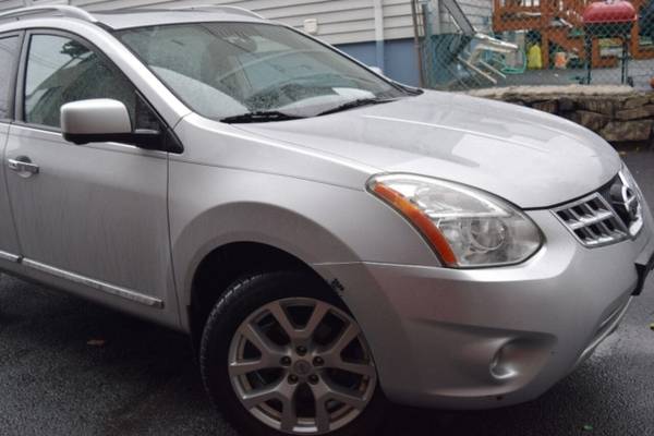 *2013* *Nissan* *Rogue* *SV w/SL Package AWD 4dr Crossover* - cars &... for sale in Paterson, CT – photo 6
