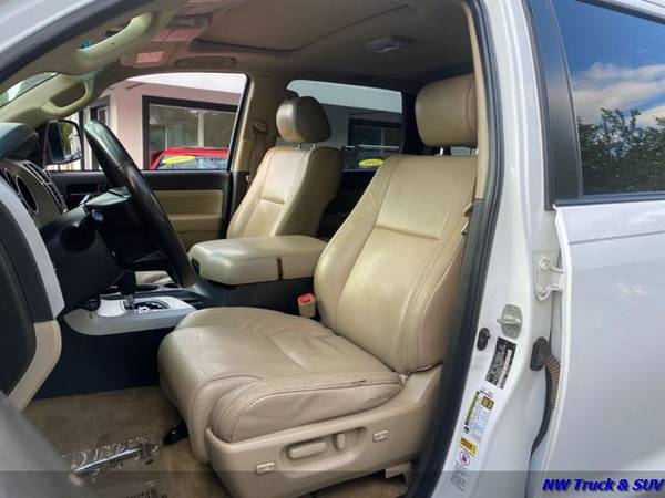 2008 Toyota Sequoia SR5 - 4WD - 6-Speed Automatic - cars & trucks -... for sale in Milwaukee, OR – photo 9