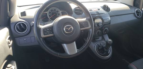 Mazda Mazda2 2011 one owner - cars & trucks - by dealer - vehicle... for sale in Indianapolis, IN – photo 12