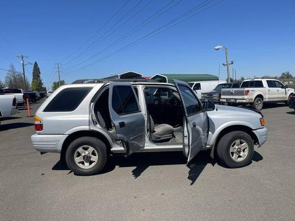 1999 Isuzu Rodeo LS Sport Utility 4D - - by dealer for sale in Eugene, OR – photo 9
