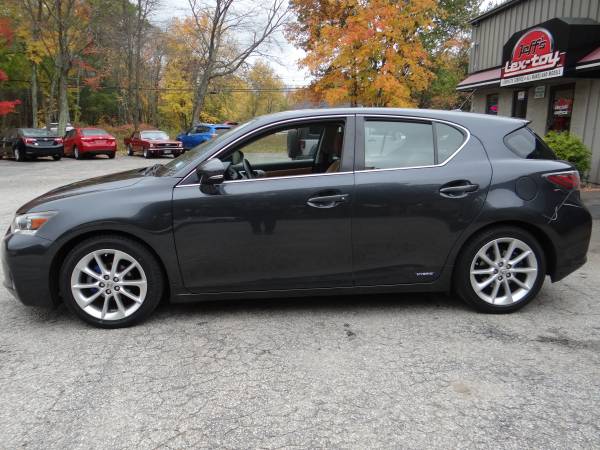 2011 Lexus CT200H Hybrid- 45+MPH CT 200H - Prius - cars & trucks -... for sale in Londonderry, VT – photo 4