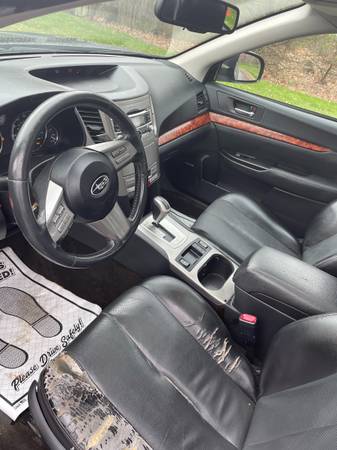 2011 Subaru Legacy 2 5I premium for sale in Moosic, PA – photo 5