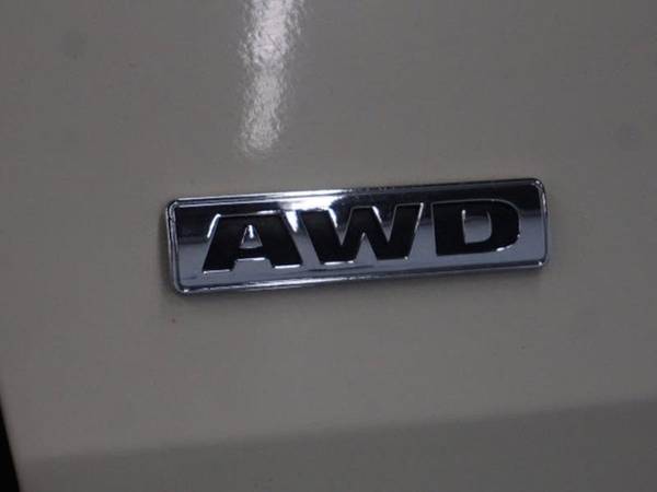 2010 Chrysler 300 C AWD 4dr Sedan for sale in 48433, MI – photo 9