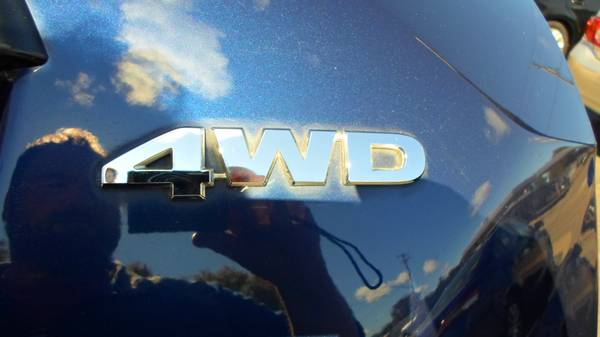 2011 Honda CR-V SE - - by dealer - vehicle automotive for sale in Appleton, WI – photo 10