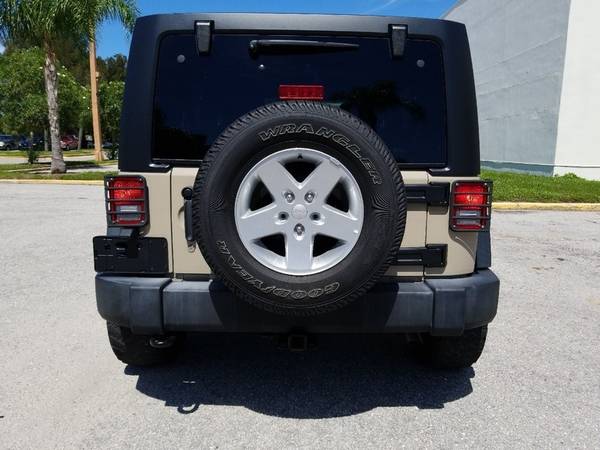 2016 Jeep Wrangler Unlimited HARD TOP~4X4~ CUSTOM WHEELS~ 1-OWNER... for sale in Sarasota, FL – photo 10