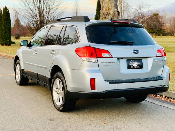 2014 SUBARU OUTBACK 2.5L * Limited * AWD * One Owner - cars & trucks... for sale in Boise, ID – photo 4