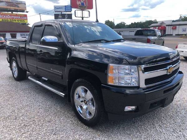 2011 CHEVY SILVERADO EXT CAB, RARE LTZ, LEATHER, SUNROOF, NEW TIRES!!! for sale in Vienna, WV – photo 7