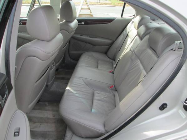 ** 2003 Lexus ES300 * Leather * Sunroof * CLEAN * got cash? - cars &... for sale in Boston, MA – photo 5