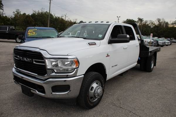 *2020* *Ram* *3500 Chassis Cab* *SLT* - cars & trucks - by dealer -... for sale in Sanford, FL – photo 4