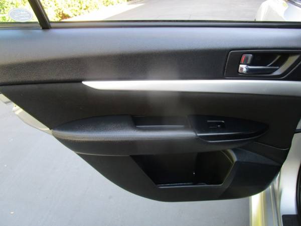 2012 Subaru Legacy - 6 SPEED TRANSMISSION - HEATED SEATS - AC WORKS - for sale in Sacramento , CA – photo 13