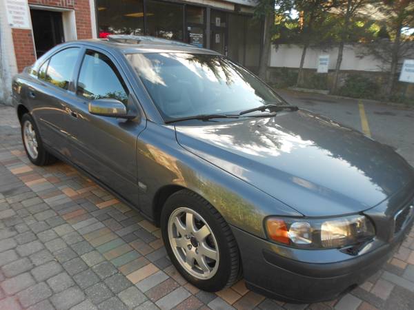 2004 VOLVO S60 2.5T AWD 47,000 1 OWNER WE FINANCE!! for sale in Farmingdale, NY – photo 3