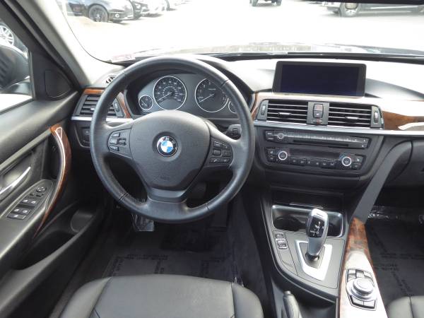 2013 BMW 3 Series 328i xDrive AWD 4dr Sedan SULEV - cars & trucks -... for sale in CHANTILLY, District Of Columbia – photo 18