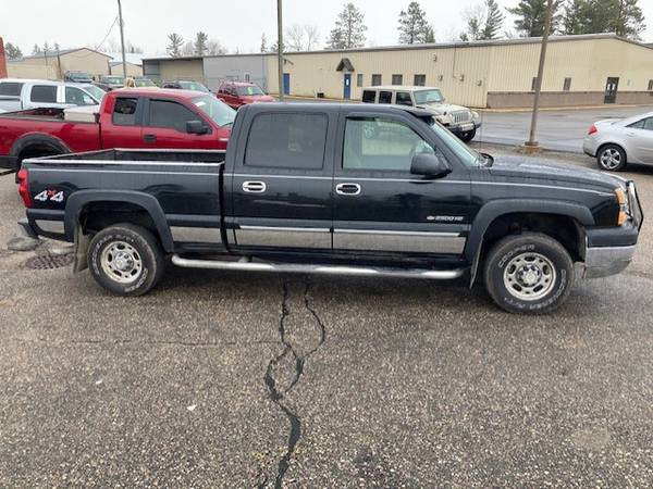 2004 Chevy 2500 HD crew cab 4 x 4 - - by dealer for sale in Bemidji, MN – photo 4