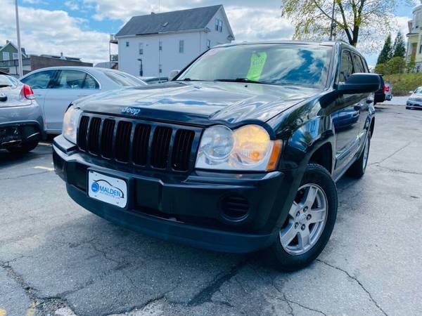 2005 Jeep Grand Cherokee 4X4 - - by dealer - vehicle for sale in Malden, MA – photo 3