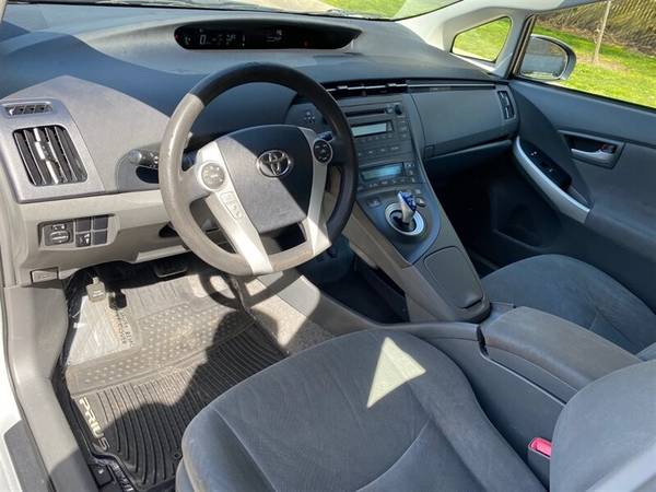 2010 Toyota Prius Clean Title! All Weather Mats 2 Keys & Remotes for sale in Portland, OR – photo 13