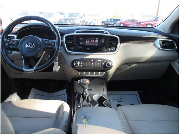 2016 Kia Sorento LX Sport Utility 4D - APPROVED - - by for sale in Carson City, NV – photo 8