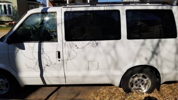 Chevrolet Astro Van 2005 - cars & trucks - by owner - vehicle... for sale in Cicero, IL – photo 5