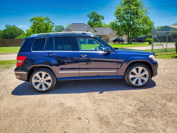 2010 Mercedes-Benz GLK350 Only 35k Miles, 1-Owner for sale in Angleton, TX – photo 2