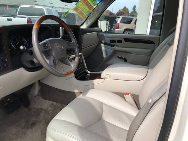 One Owner 2003 Cadillac Escalade AWD Leather Extra Low Miles for sale in Albany, OR – photo 11