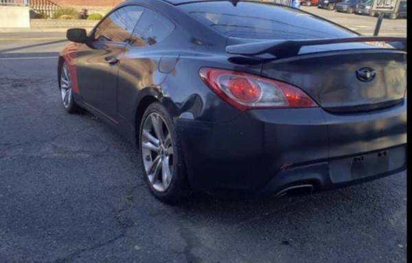 Hyundai Genesis Coupe 2.0T - cars & trucks - by owner - vehicle... for sale in Johnston, RI – photo 3