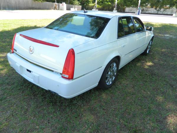 CADILLAC DTS PRICED TO SELL - - by dealer - vehicle for sale in Jacksonville, FL – photo 9