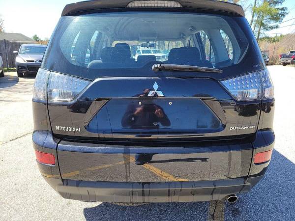 2008 Mitsubishi Outlander 4x4 - - by dealer - vehicle for sale in Derry, ME – photo 4