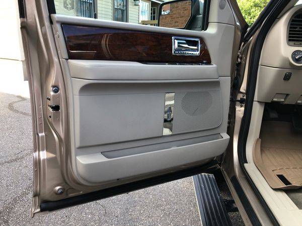 2014 Lincoln Navigator Ultimate 4WD CALL OR TEXT TODAY! for sale in Cleveland, OH – photo 16