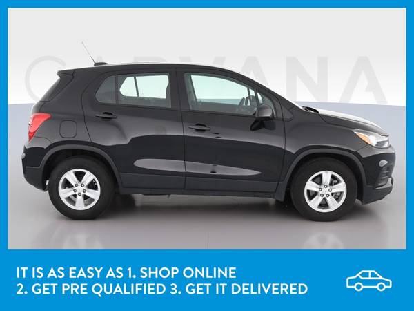 2020 Chevy Chevrolet Trax LS Sport Utility 4D hatchback Black for sale in Chaska, MN – photo 10