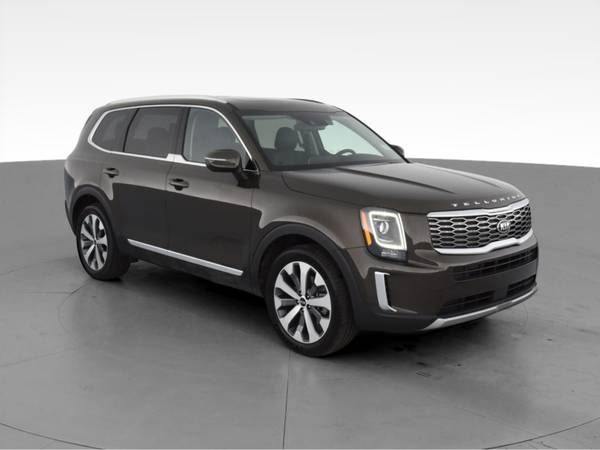 2020 Kia Telluride EX Sport Utility 4D suv Green - FINANCE ONLINE -... for sale in NEW YORK, NY – photo 15
