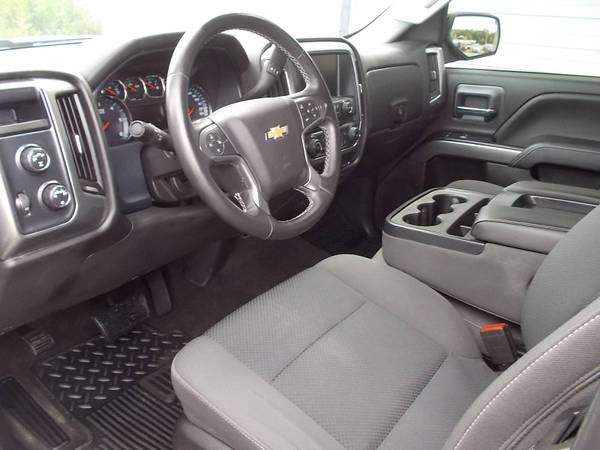 ***2018 Chevy Silverado LT Crew Cab 4WD*** for sale in Howard City, MI – photo 10
