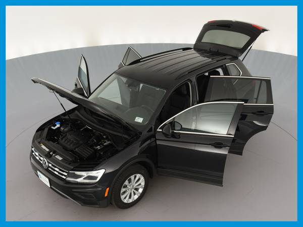 2019 VW Volkswagen Tiguan 2 0T SE 4MOTION Sport Utility 4D suv Black for sale in La Jolla, CA – photo 15