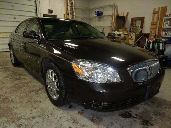 2008 Buick Lucerne CXL - cars & trucks - by owner - vehicle... for sale in Clarence, NY – photo 2