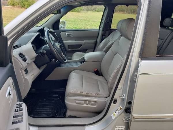 2009 Honda Pilot Touring - cars & trucks - by dealer - vehicle... for sale in Georgetown, KY – photo 14