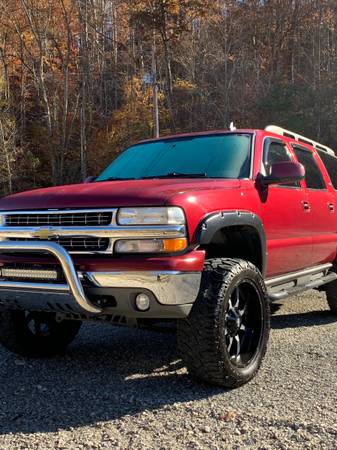 06 suburban Z71 4wd - cars & trucks - by owner - vehicle automotive... for sale in Nancy, KY – photo 2