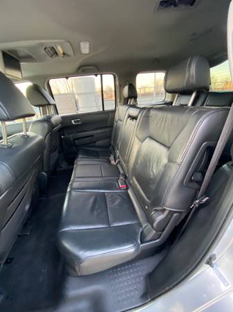 2011 Honda Pilot Touring 4WD ! 1 OWNER ! - - by for sale in Brooklyn, NY – photo 14