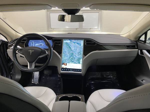 2014 Tesla Model S 85 kWh Panoramic Heated Seats Auto pilot Sedan -... for sale in Portland, OR – photo 24